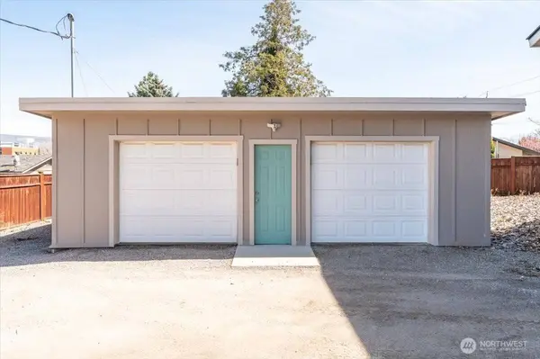 1327 S Miller ST, Wenatchee, WA 98801