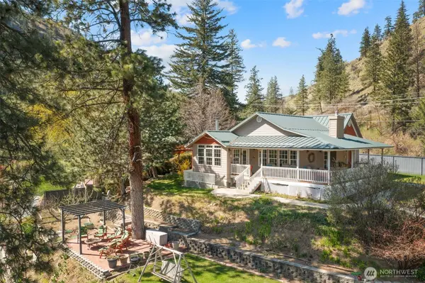 8831 Entiat River RD, Entiat, WA 98822