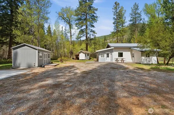 17310 Jenne DR, Entiat, WA 98822