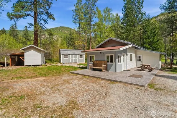 17310 Jenne DR, Entiat, WA 98822