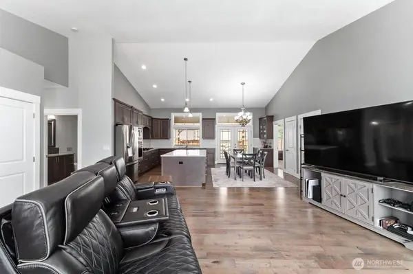 1020 Crest LOOP, Entiat, WA 98822