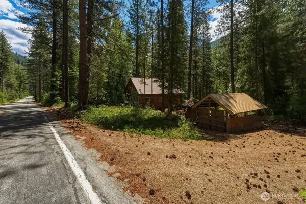 18007 Entiat River RD, Entiat, WA 98822