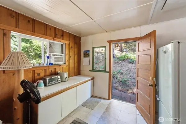 17964 Entiat River RD, Entiat, WA 98822