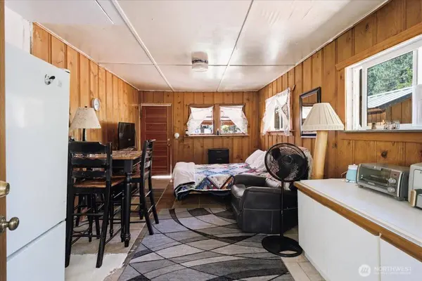17964 Entiat River RD, Entiat, WA 98822