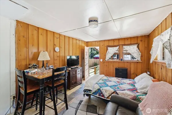 17964 Entiat River RD, Entiat, WA 98822