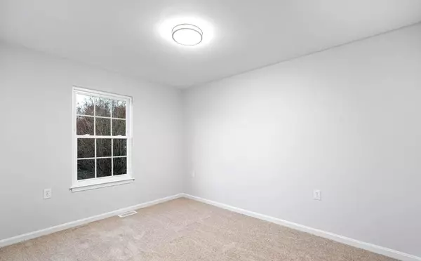 Waldorf, MD 20601-5288,372 Trefoil Pl