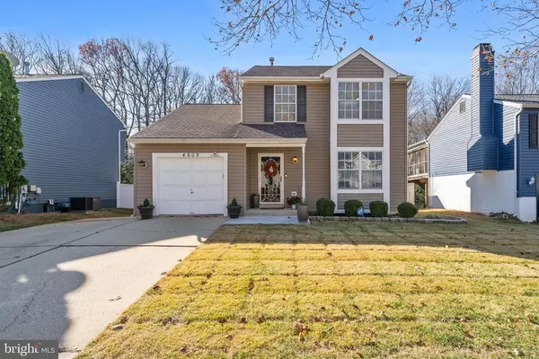 4609 John St, Suitland, MD 20746-3772