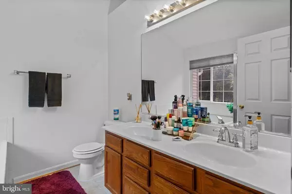 2122 Racquet Pl, Waldorf, MD 20601-3711