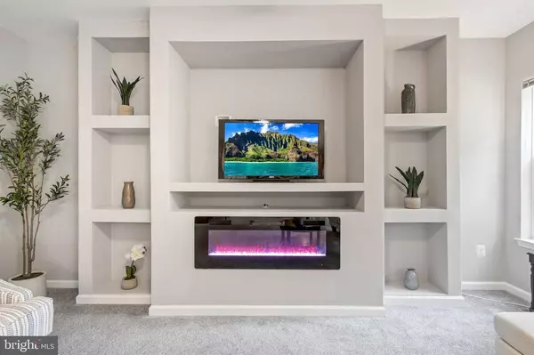 9504 Copper Creek Ct, Upper Marlboro, MD 20772-3297