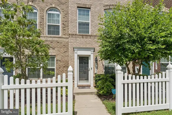 1603 Fernwood Dr, Upper Marlboro, MD 20774-9200