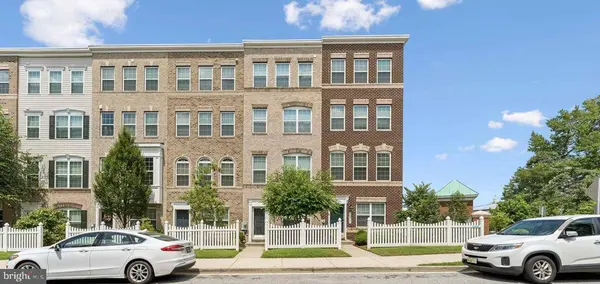 1603 Fernwood Dr, Upper Marlboro, MD 20774-9200