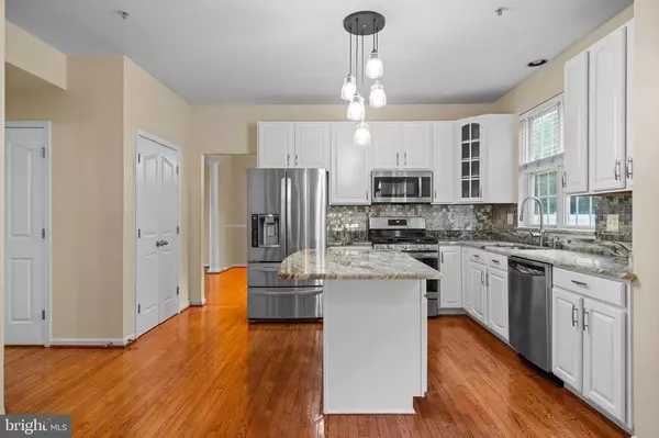 6514 Manton Way, Lanham, MD 20706-2487