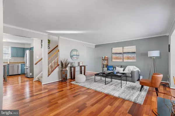 4609 John St, Suitland, MD 20746-3772