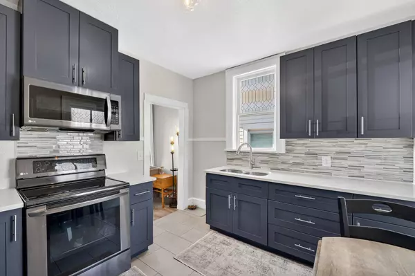 880 E 21ST ST, Ogden, UT 84401