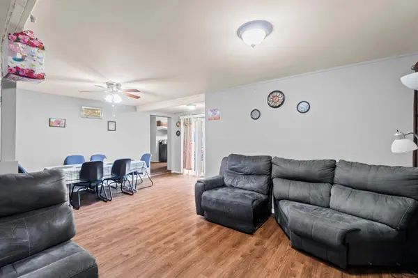 203 E Lola DR, Austin, TX 78753