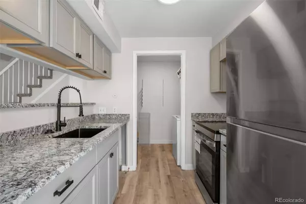 7700 W Glasgow PL #10A, Littleton, CO 80128