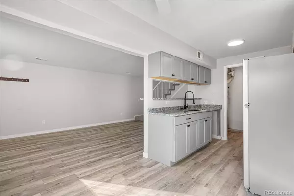 7700 W Glasgow PL #10A, Littleton, CO 80128