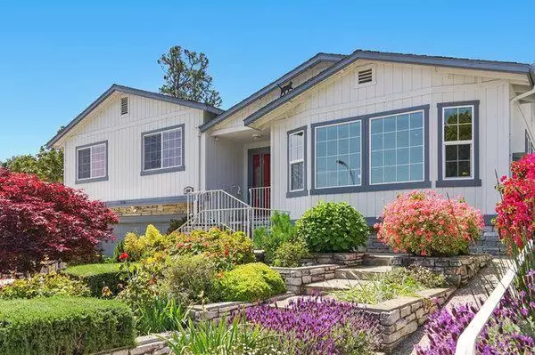 698 Emerald Hill RD, Redwood City, CA 94061