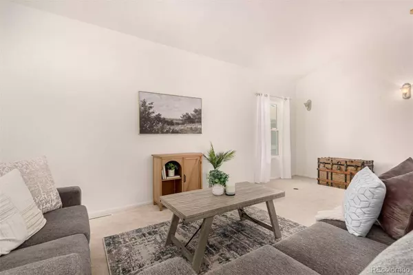 5275 W 9th Street DR, Greeley, CO 80634