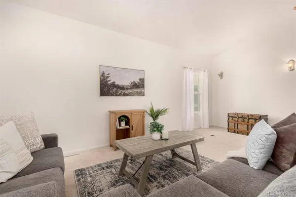 5275 W 9th Street DR, Greeley, CO 80634