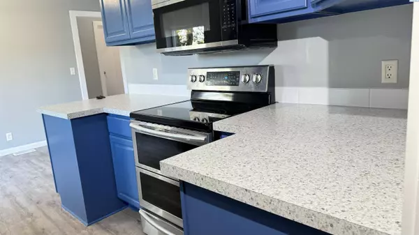 30705 S Quinn St, Kennewick, WA 99337