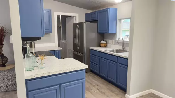 30705 S Quinn St, Kennewick, WA 99337