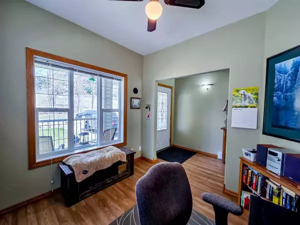 12306 22 AVE, Blairmore, AB T0K0E0