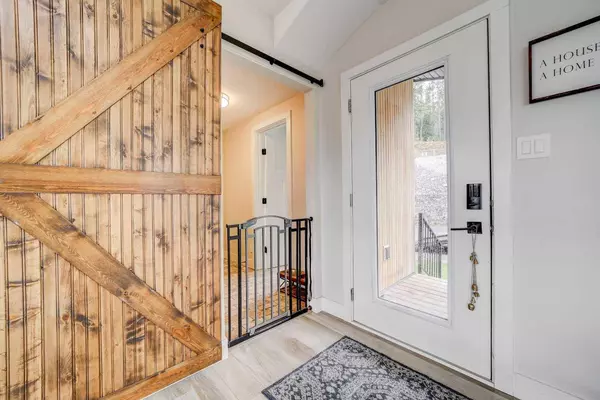 109 Southmore DR, Blairmore, AB T0K0E0