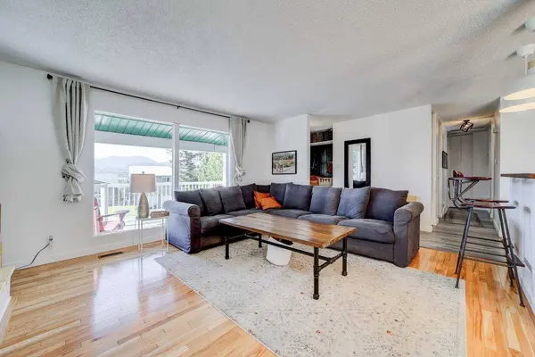 7705 28 AVE, Coleman, AB T0K0M0