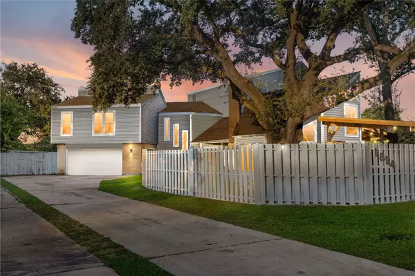 1824 Pine Cone DR, Katy, TX 77493