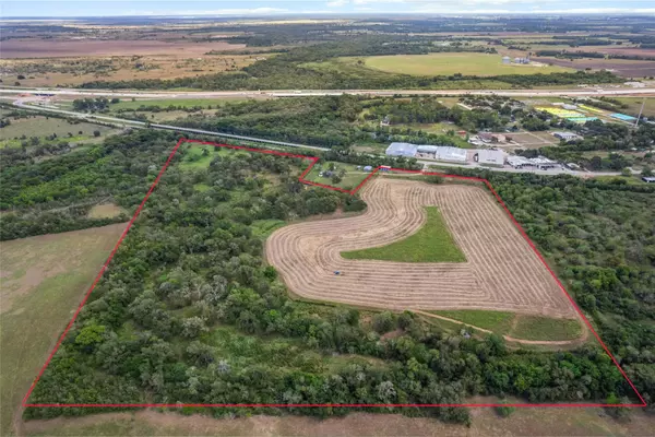 8321 Us-59, Hungerford, TX 77448