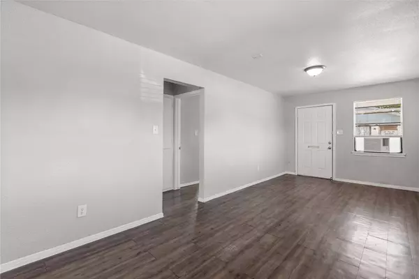 5718 Pickfair #4, Houston, TX 77026