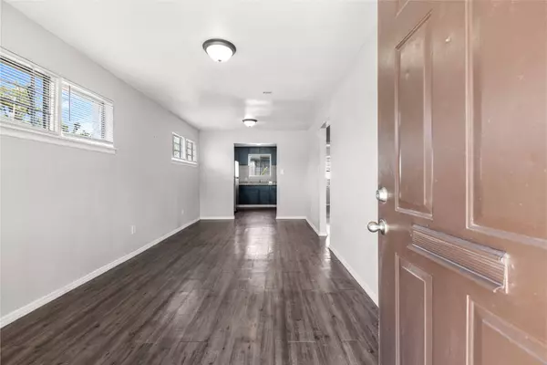 5718 Pickfair #7, Houston, TX 77026