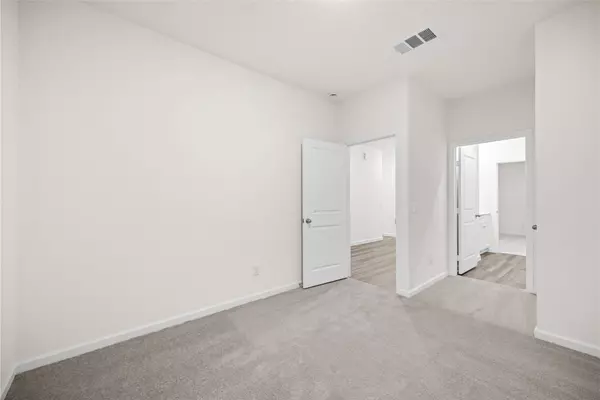 25306 Stoneham Creek DR, Magnolia, TX 77355