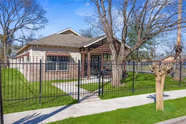 5219 Farmer ST, Houston, TX 77020