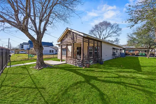 5219 Farmer ST, Houston, TX 77020