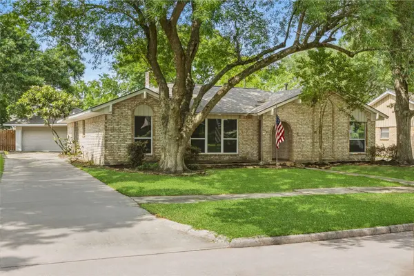 1103 Baymeadow Drive, Houston, TX 77062