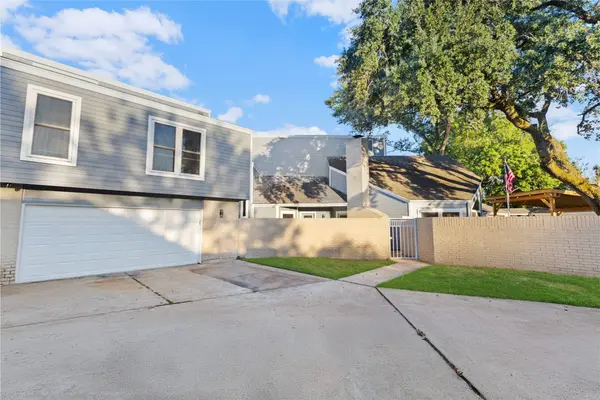 1824 Pine Cone DR, Katy, TX 77493