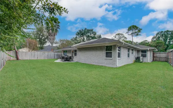 4846 Creekbend DR, Houston, TX 77035