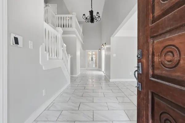 206 W North Hill DR, Spring, TX 77388