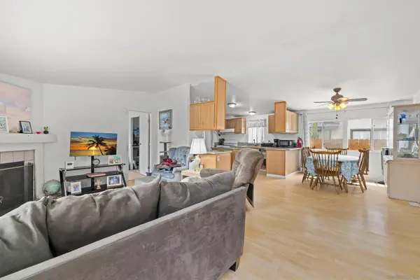9156 Winter Gardens Blvd, Lakeside, CA 92040
