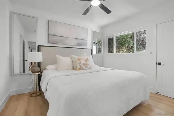 3296 Talbot, San Diego, CA 92106