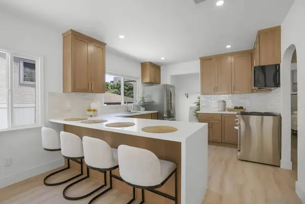 3296 Talbot, San Diego, CA 92106
