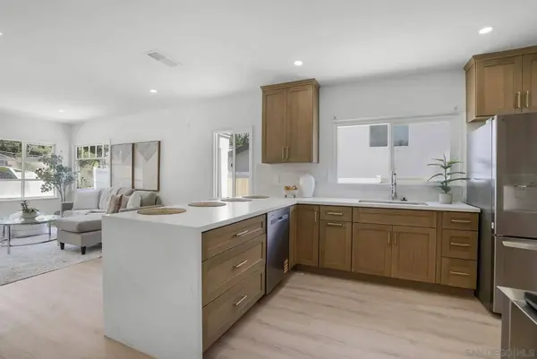 3296 Talbot, San Diego, CA 92106
