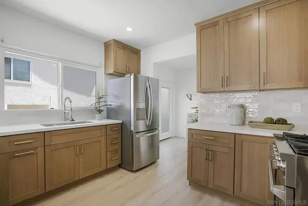 3296 Talbot, San Diego, CA 92106