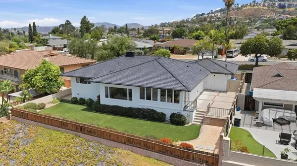 6111 Del Cerro Boulevard, San Diego, CA 92120