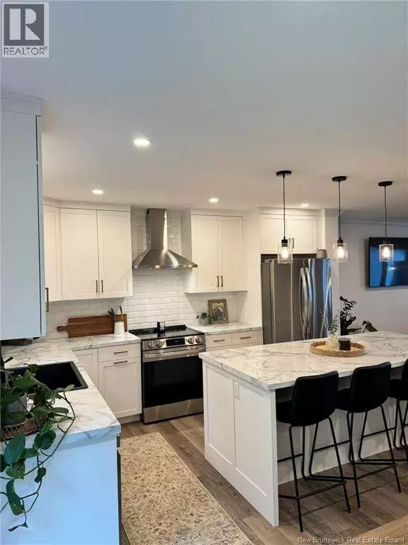 208 Crocks Point Street, Keswick Ridge, NB E6L1T5