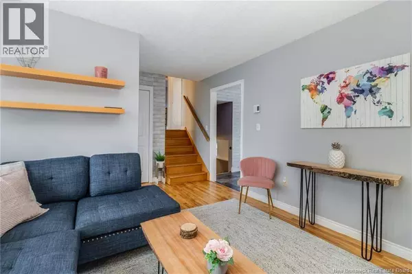 12 Doherty Street, New Maryland, NB E3C1C3