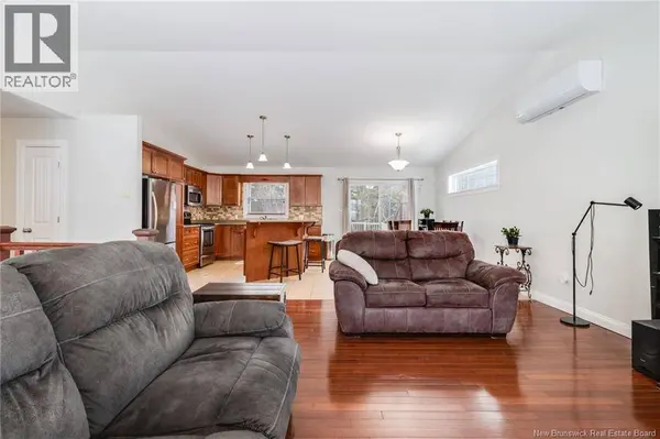 65 Dawson Drive, Oromocto, NB E2V4S9