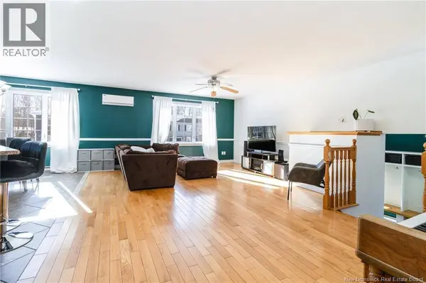 21 Carter Crescent, Oromocto, NB E2V0C4